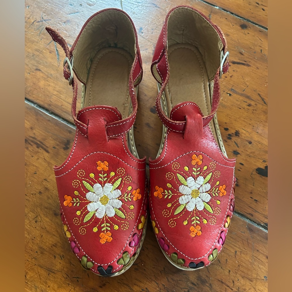Red Leather Huarache Sz:9